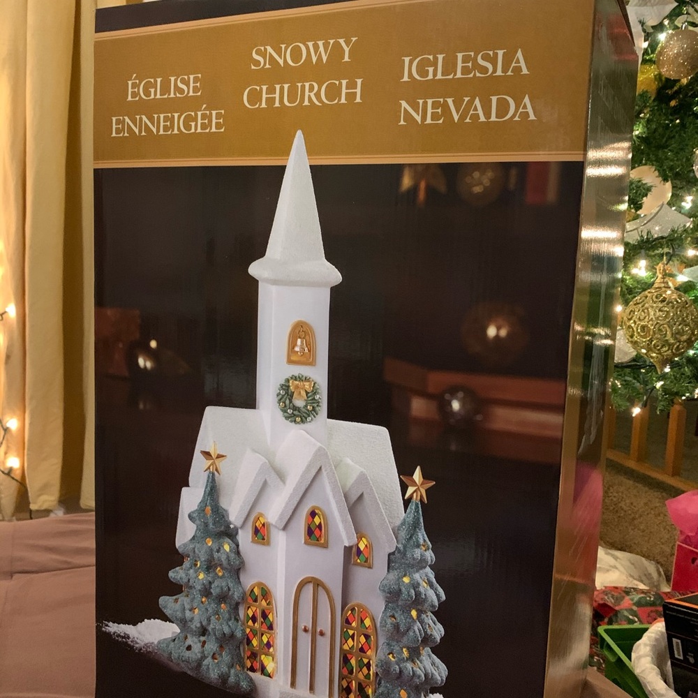 snowy church christmas decor Christmas 🎄 ⛪️ 🎄